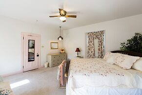Red Rose Bed & Breakfast