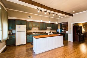 Red Rose Bed & Breakfast