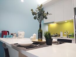 The Signature Service suite Mont Kiara by KLHomeSweet