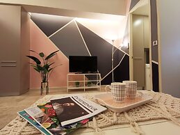 The Signature Service suite Mont Kiara by KLHomeSweet