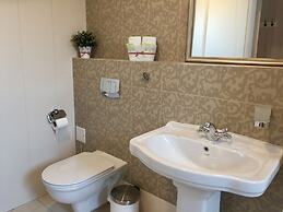 Family Hotel Agoncev