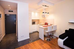 Supreme Apartments Vossa