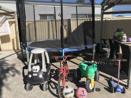 3 Bedroom cozy holiday home