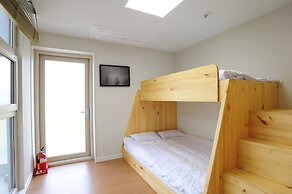 Hannah Guest House - Hostel