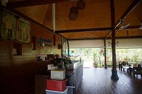 Anandah Beach Resort