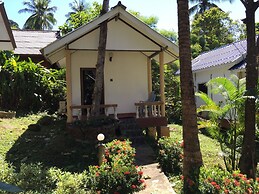 Lonely Beach Pool Resort