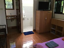 Lonely Beach Pool Resort