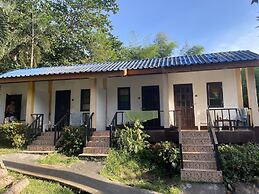 Lonely Beach Pool Resort