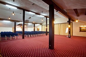 Country Resort Hotel-All Inclusive