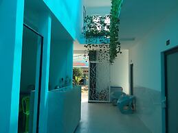 Mai Tuan Chanh Mon A Hotel