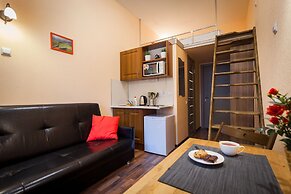 Guests love California on Chernyakhovskogo