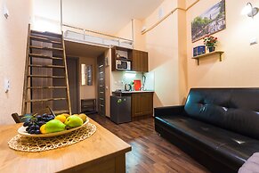 Guests love California on Chernyakhovskogo