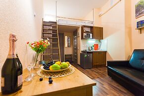 Guests love California on Chernyakhovskogo