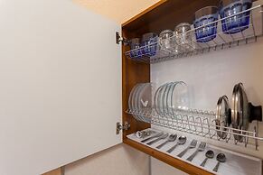 Guests love California on Chernyakhovskogo