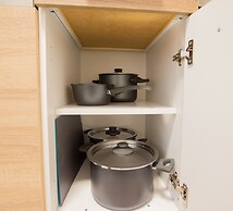 Comfortable Large Center Apartment