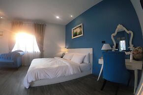 I-Destiny Gallery Resort