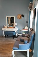 I-Destiny Gallery Resort