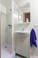 Guests Love on Blokhina