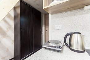 Guests Love on Blokhina