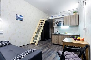 Guests Love on Blokhina