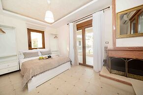 W Villas Halkidiki