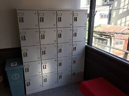 bnb+ Shinbashi - Hostel