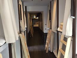 bnb+ Shinbashi - Hostel