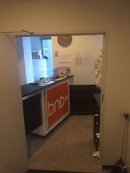 bnb+ Shinbashi - Hostel