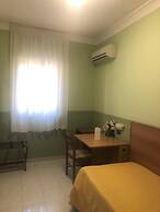 Yellow Park Hotel