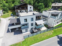 Finest Penthouse Waterside Zell am See