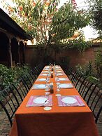 Vajra Guest House & Restaurant