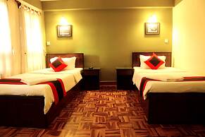 Vajra Guest House & Restaurant