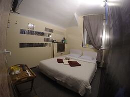 Zhukovskogo 14 Mini Hotel