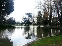 Style in the Heart of Caulfield