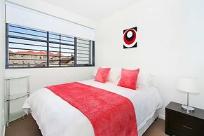 St Kilda Location and Style