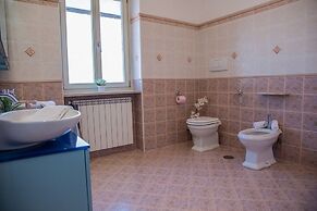 Villa Erasi Guest House