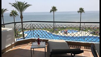 MI CAPRICHO C16 Luxury apartment on the beachfront