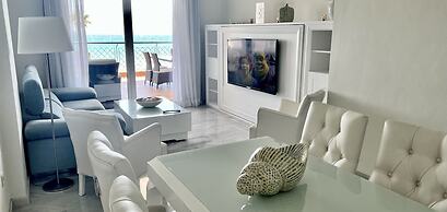 MI CAPRICHO C16 Luxury apartment on the beachfront