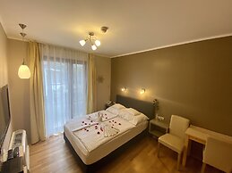 Royal Mediterran Hotel