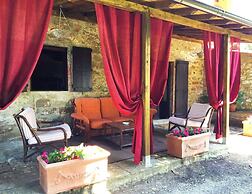 Stunning private villa for 6 guests with private pool, TV, pets allowe