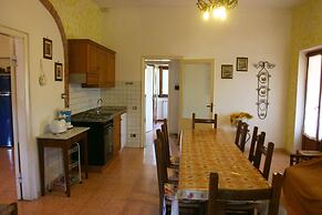 Wonderful private villa with A/C, WIFI, private pool, TV, veranda, par