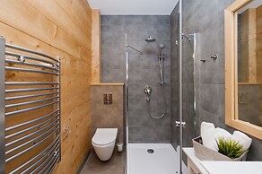 Sun & Snow Resorts Lipki Park