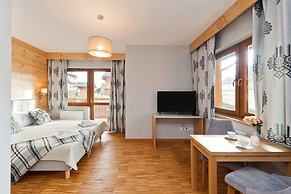 Sun & Snow Resorts Lipki Park