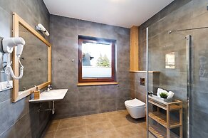 Sun & Snow Resorts Lipki Park