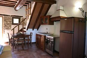 Stunning private villa with private pool, WIFI, TV, pets allowed and p