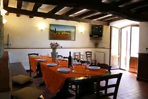 Stunning private villa with private pool, WIFI, TV, pets allowed and p