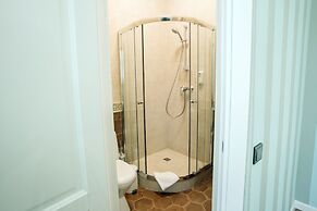 The Aristocrat Boutique Hotel