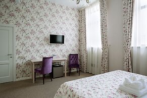 The Aristocrat Boutique Hotel