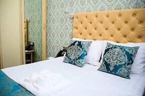 The Aristocrat Boutique Hotel