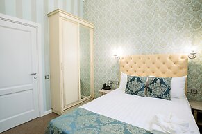 The Aristocrat Boutique Hotel